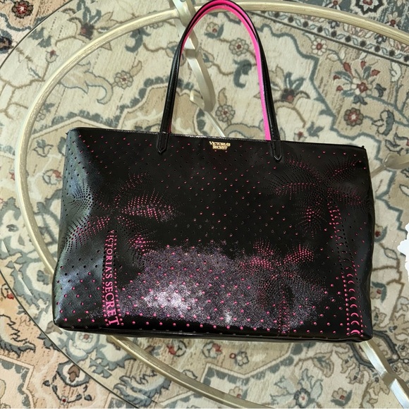 Victoria’s Secret Palm Tree Tote Bag And Sequin Cosmetic Bag Two Piece Set - Picture 6 of 16